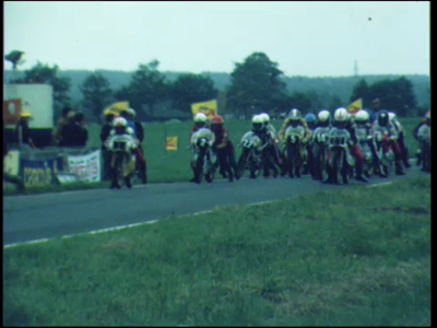 4812BB03838 Motorraces op de Luttenbergring bij Raalte, met Wil Hartog die voor de 6e keer de zege pakt.