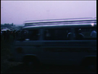 4813BB03839 Motorraces op de Luttenbergring bij Raalte, met beelden van de wedstrijden en opname's achter de schermen.