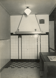 12995 Tentoonstelling 'De Woning', gehouden in de Buitensociëteit. Stand 6., 17-05-1930 - 25-05-1930