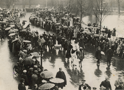 13448 Intocht van Sinterklaas.