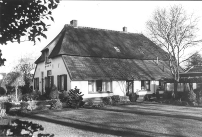 18026 Woonboerderij, gebouwd vóór 1823. De weduwe van Hendrik Brinkman was in 1832 eigenaresse van dit boerderijtje., ...