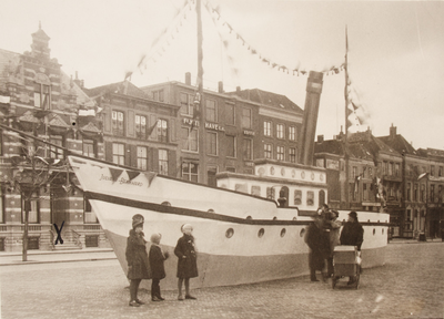 21588 Boot vervaardigd t.g.v. het huwelijk van Prinses Juliana en Prins Bernhard op 7 januari 1937., 07-01-1937