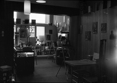 295 Interieur van fotozaak Alex Roosdorp aan Gibsonstraat 24., 01-01-1970 - 01-01-1980