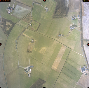 5097 -LFDI Linderveld. Rechts: Vlessendijk., 1996-04-05