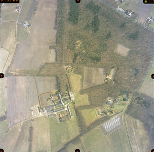 5108 -LFDI Centraal : abdij Sion. Rechtsboven: Raalterweg; rechts: Soestwetering., 1996-04-05