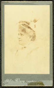 275 Carte-de-visite van Mevrouw Theodora Adriana Veeren (1855-1933), 01-01-1875 - 01-01-1900