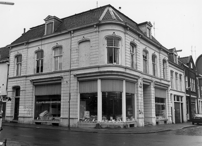 1208 gesloopt, nu Hardankcomplex, 01-04-1986 - 30-04-1986