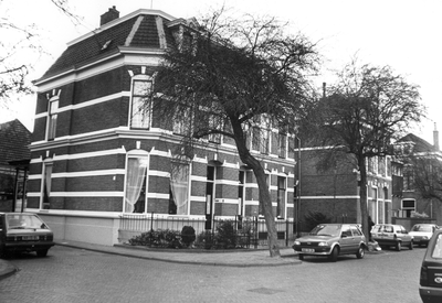 3949 Voorzijde gevels., 01-03-1988 - 30-04-1988