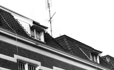 4355 Detail: dakkapellen, bouwjaar 1908, 01-01-1991 - 31-12-1991