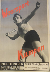 1001 Affiche houdende de oproep voor deelname van jongeren aan 'Weersport Kampen' met de afbeelding van een sportende ...