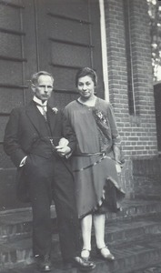 48-19 Trouwfoto van Hendrik Odink (geb. 2 april 1889, overl. 30 oktober 1973) en Frederika Brandenbarg (geb. 20 ...