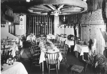 0796 Interieur van boerderij-restaurant De Wever