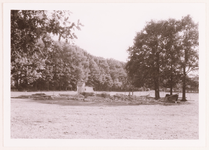 1121 Afbraak huisje in weide landbouwer Hijink