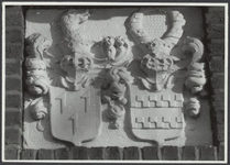 0855 Gevelsteen van de 'Abtspol', nabij de Olde Wehme