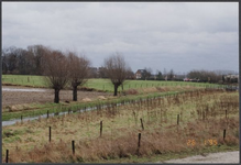 0958 Vanaf het Voorbroek richting Varsseveldseweg. Op de voorgrond de Akkermansbeek