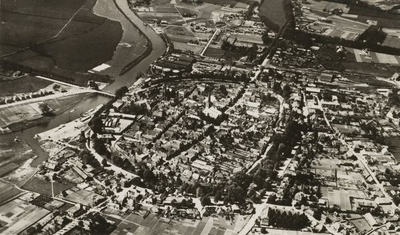 3221 Luchtfoto van de stad Doetinchem en omgeving