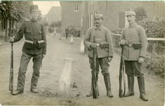 1095-12-332 Duitse en Nederlandse douane