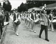 1095-18-111 Een muziekkorps aan het werk tijdens een concours