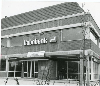 1095-24-625 De nieuwbouw van de RABO bank is bijna klaar