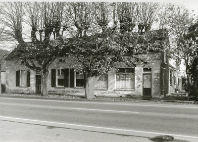 1319-266 Voormalige halteplaats café 'De Zonnebrug' aan de voormalige spoorlijn Zutphen-Emmerik