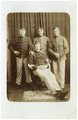 51.01-0008 6. Vier huzaren, gedetacheerd in de keuken, 1914-1916