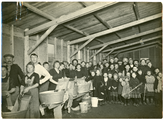 51.01-0015 11. De vrouwen aan het werk in de waszalen, 1914-1916