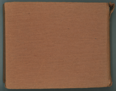283-0025 Achterkant fotoalbum, 1901-1910