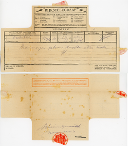 811-0073 Babyboek van Ludolphine Emilie schimmelpenninck van der Oye (1944-), 1944 - 1950