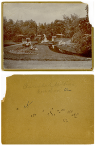 14-0012 Groepsfoto kostschoolmeisjes, ca. 1900