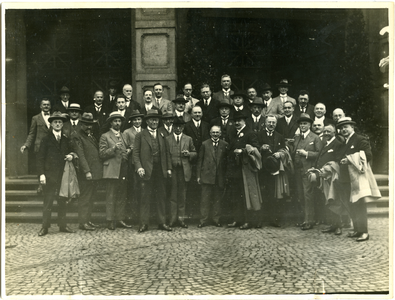 139-0015 Bezoek aan J.G. Farben te Leverkusen, ca. 1930