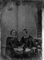 1589-0008 Sophia W. van Heeckeren (1807-1895) en Sophia J.J. van Heeckeren geboren Taets van Amerongen (1817-1861), ...