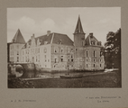 1622-0247 Voor- en zijgevel van het huis Twickel, ca. 1900