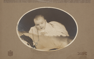 1622-0255 Portret van Prinses Juliana (als baby), 1909