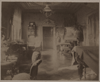 1626-0477 Interieurfoto van het huis aan de Lange Voorhout 32, ca. 1900