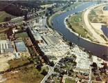 709-0023 Luchtfoto van het Meteoor-complex, 1980-1985