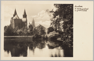 1140 Arnhem, St. Walburgskerk en Groote Kerk, ca. 1925