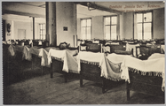 4839 Gesticht Insula Dei Arnhem. Slaapzaal grote weesjes, ca. 1920