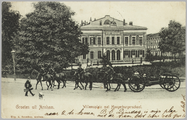 5100 Groeten uit Arnhem, Willemsplein met Hoogerburgerschool, ca. 1940