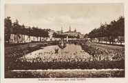 5595-0009 Arnhem - Janssingel met fontein, ca. 1920