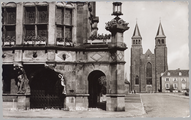 891 Arnhem, Fragment Stadhuis me St. Walburgkerk, ca. 1935