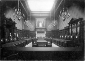 9 Interieur Raadzaal, 1899