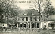 3768 Achterzijde van het Hotel Laag Soeren met park, 1910-1940
