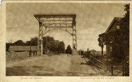 3342 Groet uit Dieren, Ophaalbrug bij de sluizen, 1933