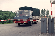 128 Vrachtwagen met splijtstof, 1972