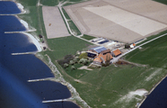 12950 Boerderij 'De Grote Pleij' nabij de splitsing van IJssel en Nederrijn, ca. 1970