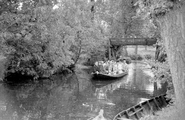 14127 Rotary in Giethoorn met Engelse gasten, 26-05-1949