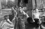 674 Tweede Wereldoorlog/Vrede Velp, April 1945