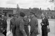 761 Tweede Wereldoorlog/Vrede Arnhem, 08-06-1945