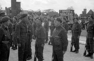 782 Tweede Wereldoorlog/Vrede Arnhem, 08-06-1945