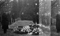8587 Begrafenis grootvader de Booys, 11-01-1947